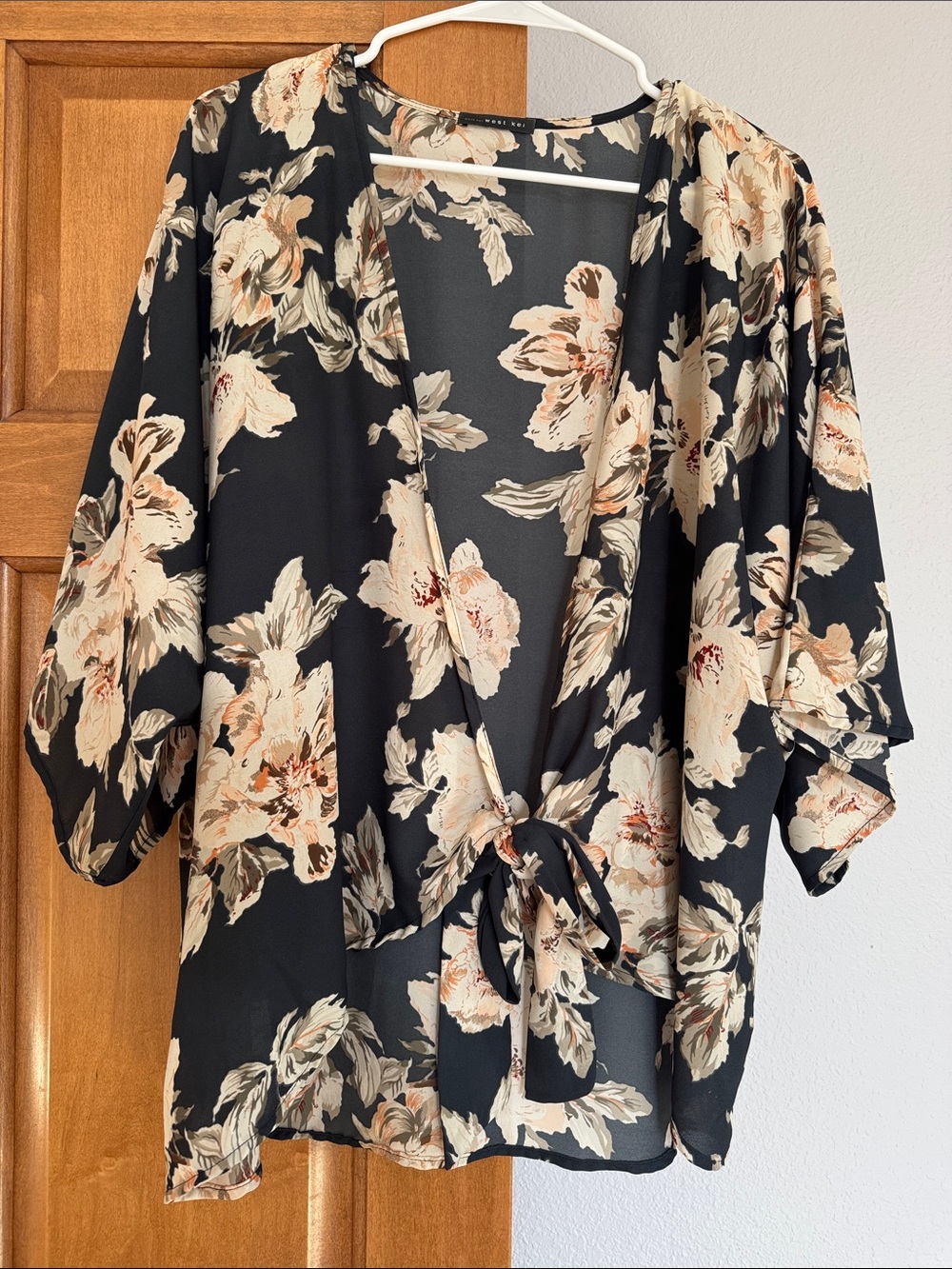 West Kei Navy Floral Blouse with Cream and Brown Accents women’s Large